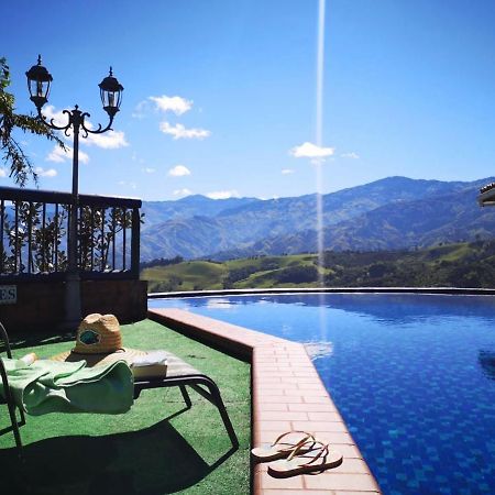 Castillo De Cascadas Finca Hotel Salamina Ngoại thất bức ảnh