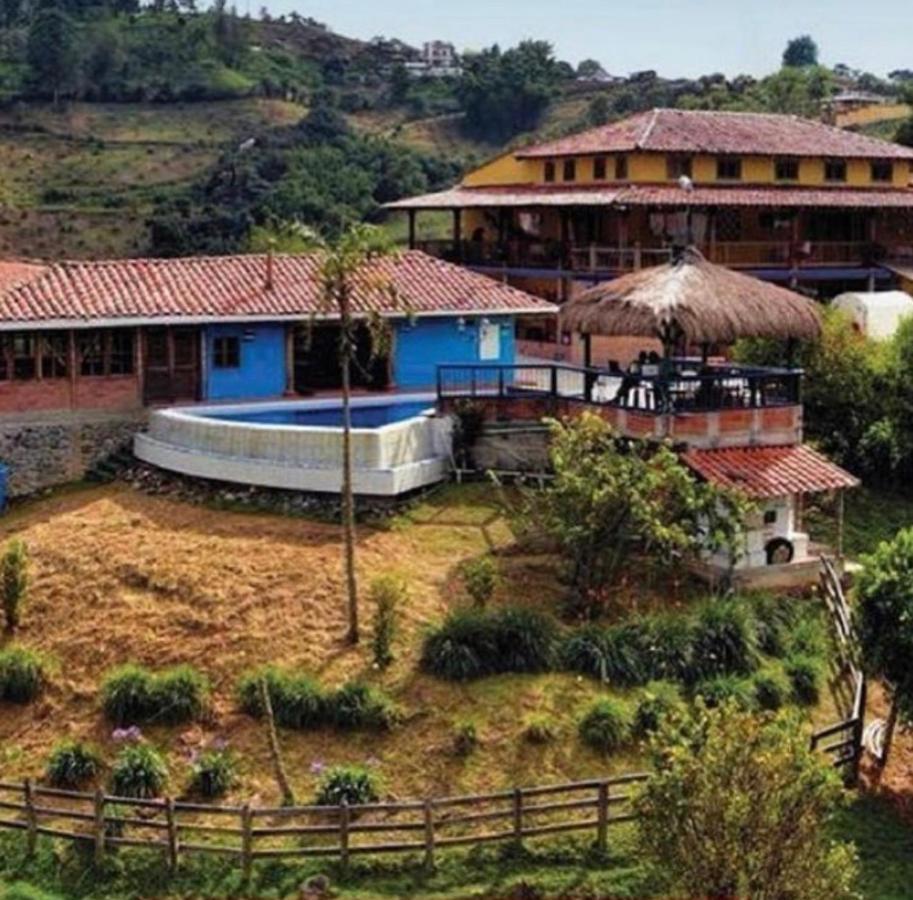 Castillo De Cascadas Finca Hotel Salamina Ngoại thất bức ảnh
