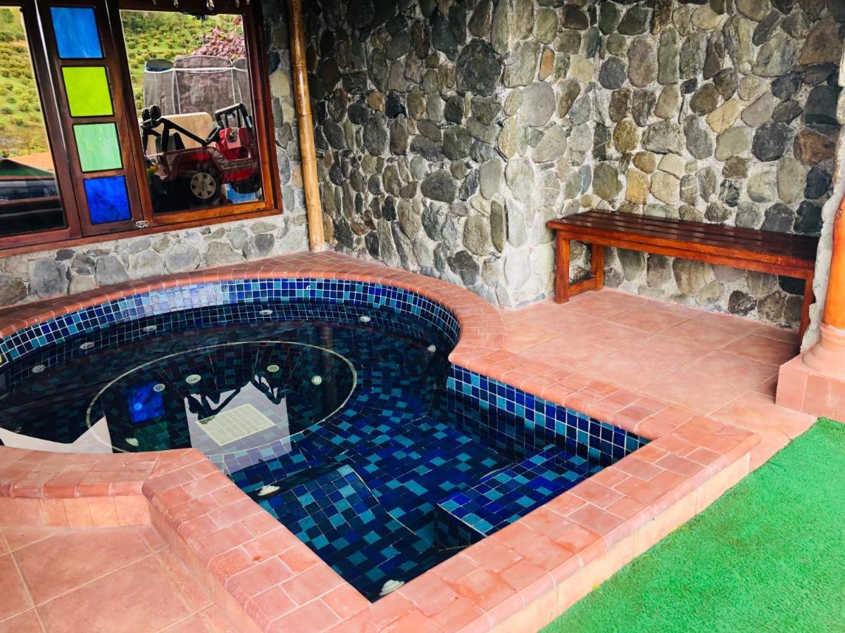 Castillo De Cascadas Finca Hotel Salamina Ngoại thất bức ảnh